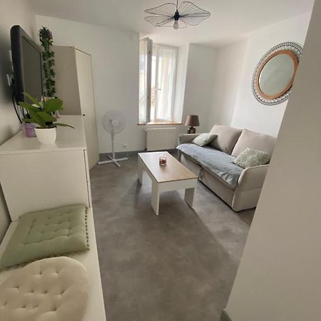 Апартаменты Le Studio - Logement Entier A Deols Экстерьер фото