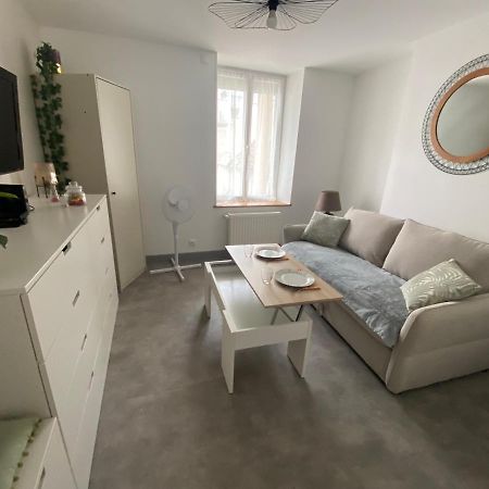 Апартаменты Le Studio - Logement Entier A Deols Экстерьер фото