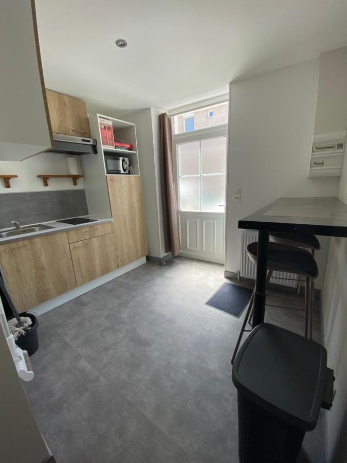 Апартаменты Le Studio - Logement Entier A Deols Экстерьер фото